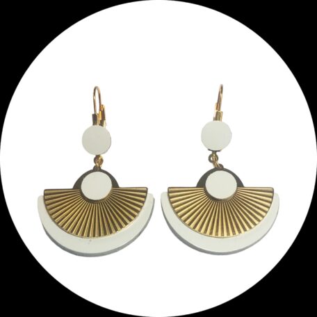 boucles d'oreilles - CIBELES- en cuir blanc verni - support dormeuses --