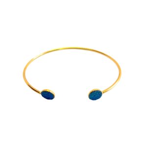 Bracelet avec cuir bleu paon effet caviar