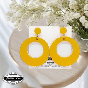 Boucles d&rsquo;oreilles en cuir  – VALENCIA- Jaune bouton d&rsquo;or verni
