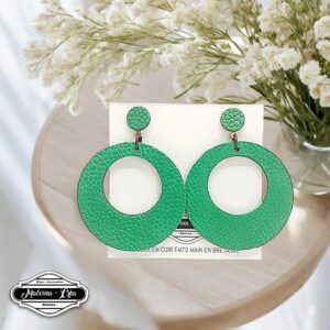 boucles d'oreilles - VALENCIA- en cuir vert lagon grain caviar- support clou d'oreilles--1