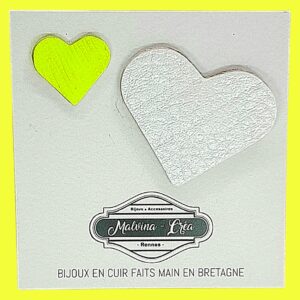 pin's en cuir - VERONE- duo en cuir blanc poudré irisé et jaune fluo-